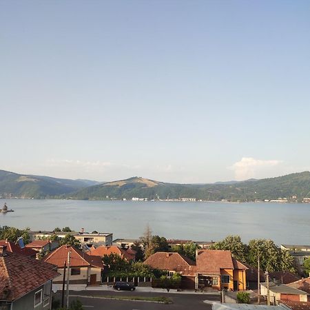 Casa Rebeca Hotel Orşova Eksteriør billede